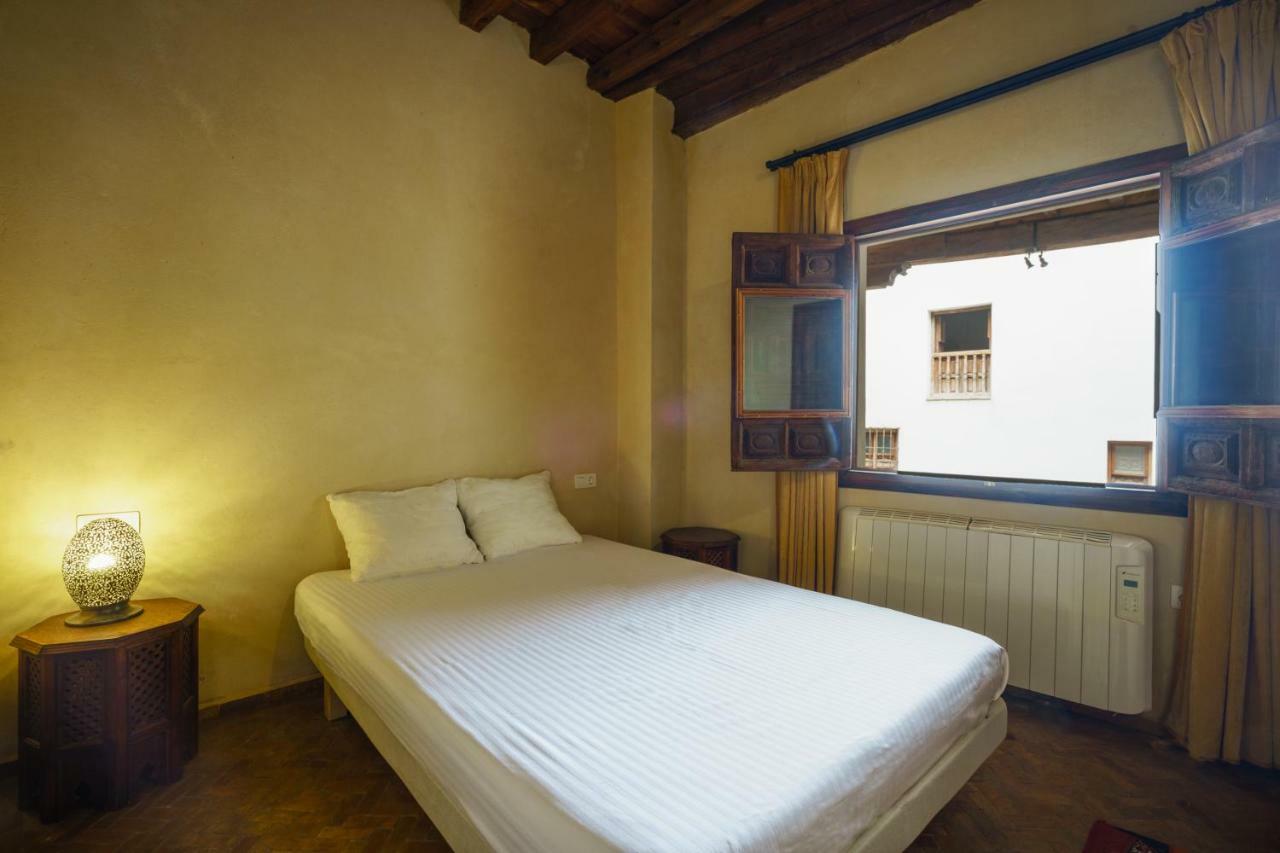 Palacio Conde De Cabra Apartment Granada
