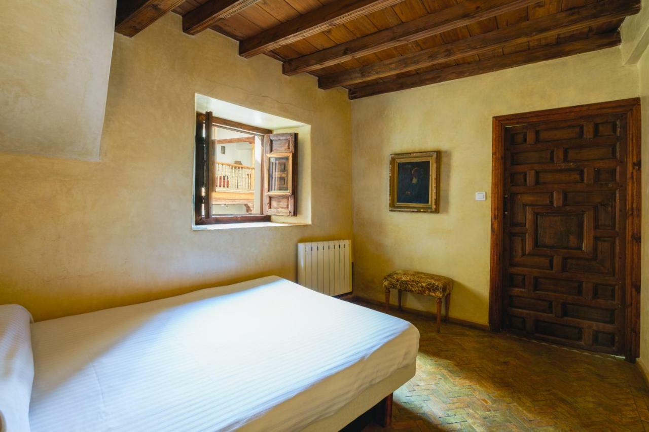 Palacio Conde De Cabra Apartment Granada