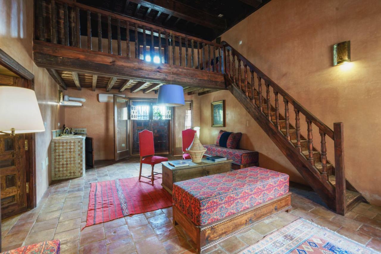 Palacio Conde De Cabra Apartment Granada